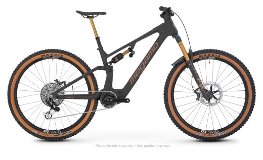 Megamo Reason Carbon 01